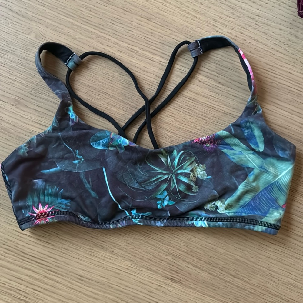Lululemon Sports Bra